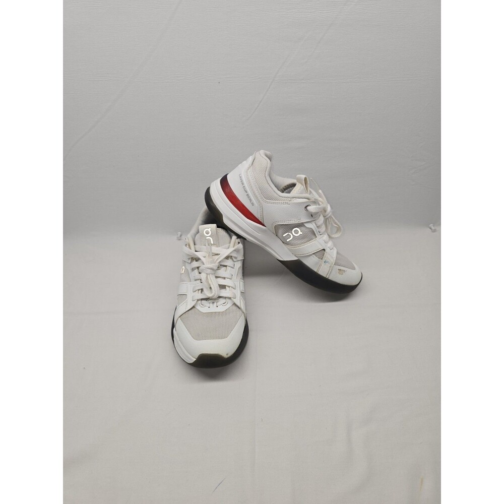 ON The Roger Clubhouse Pro Athletics Shoes Youth size 7